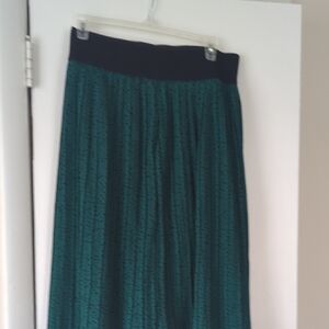 Metro Wear Green and Black Maxi Skirt